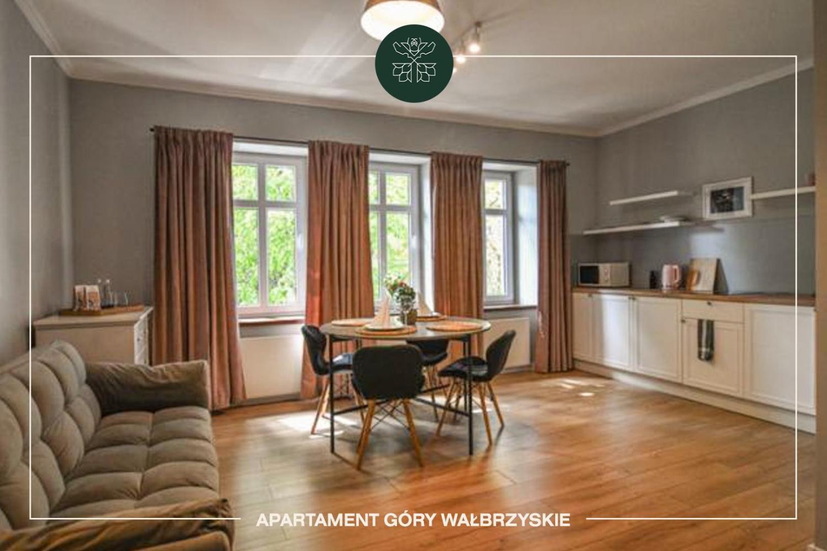 Apartamenty Przy Zamkowej W Walbrzychu Kültér fotó